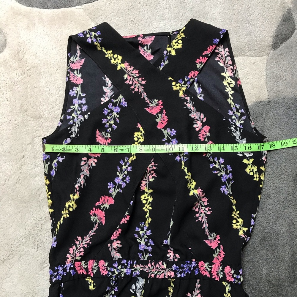 BCBGMAXAzria Floral Romper, NWT, Size XS - Picture 7 of 16